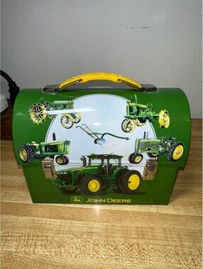 JOHN DEERE Small Tin/Metal Lunch Box 7 x 5.5 x 3.5"